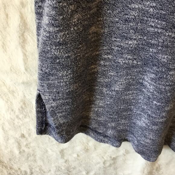 Lou & Grey Gray V-Neck Short Sleeve Top - Picture 3 of 9